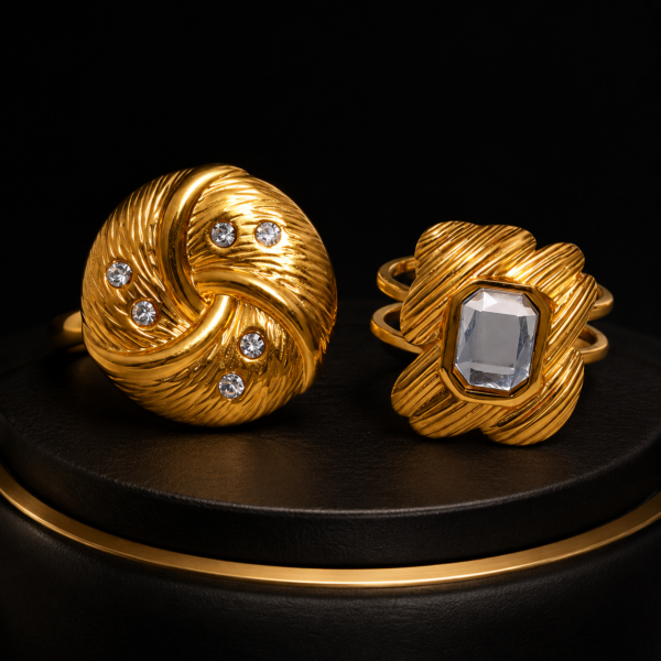 Gold swirl ring and square stone ring set